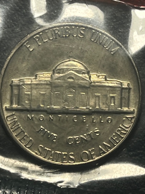 Jefferson-Nickels-1969-D--Machine-Doubling